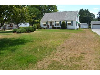 Property photo 27 - One Owner New Haven Home - Real Estate & Personal Property Auction